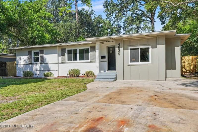 3 bedroom Single Family Residence at 4639 Martingale Road, Westfield, Jacksonville — photo 2