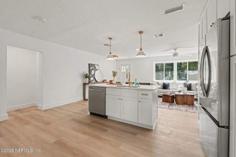 4639 Martingale Road, Jacksonville FL - photo 7 of 25