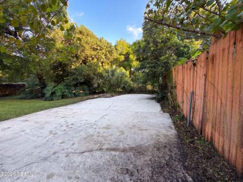6535 Lou Drive, Jacksonville FL - photo 18 of 25