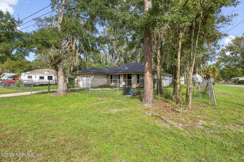 3 bedroom Single Family Residence at 207 Hinson Avenue, White City, Jacksonville — photo 2