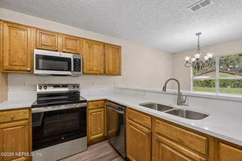 207 Hinson Avenue, Jacksonville FL - photo 11 of 31