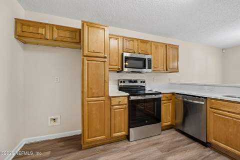 207 Hinson Avenue, Jacksonville FL - photo 12 of 31