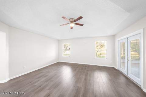 1556 Lakeway Drive, Fleming Island FL - photo 20 of 48