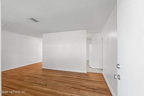 511 Florida Boulevard, Neptune Beach FL - photo 10 of 39
