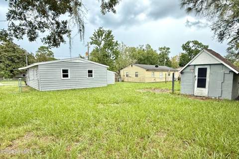 5514 Green Forest Drive, Jacksonville FL - photo 17 of 18