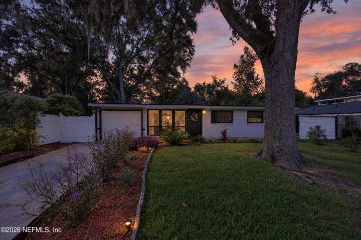 3048 Lorman Drive