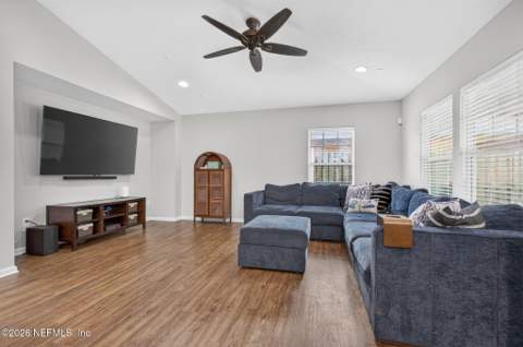 12682 Pine Marsh Way, Jacksonville FL - photo 10 of 31