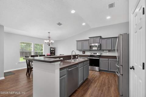 12682 Pine Marsh Way, Jacksonville FL - photo 7 of 31