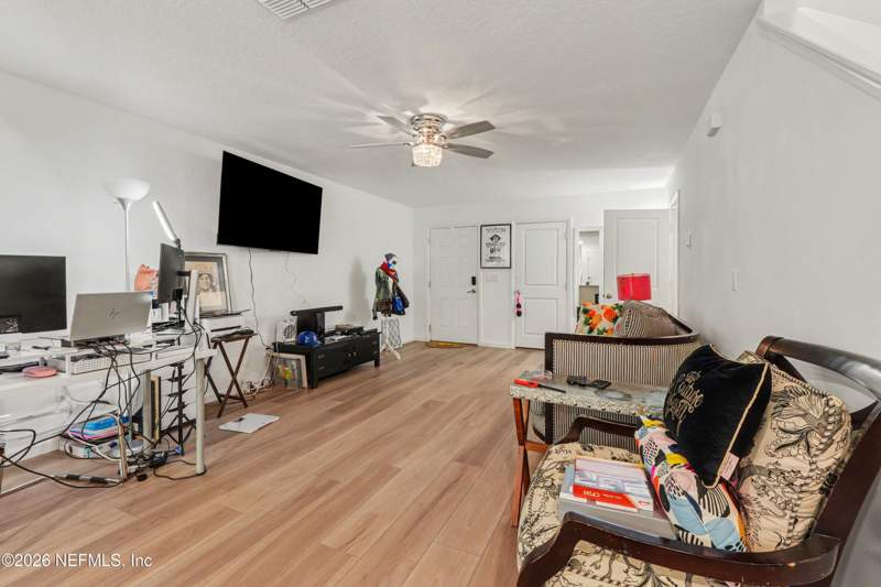 3 bedroom Townhouse at 6849 Lake Mist Lane, Lane Ave Townhomes, Jacksonville — photo 5