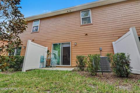 6849 Lake Mist Lane, Jacksonville FL - photo 18 of 19