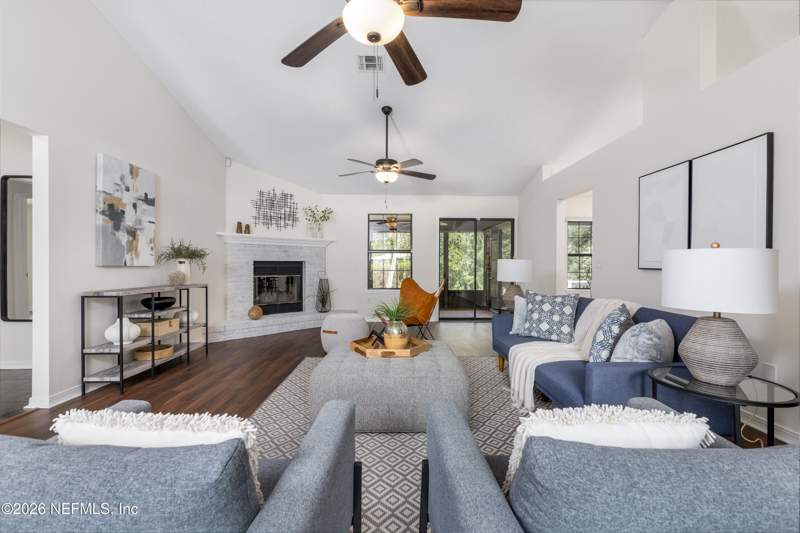 4 bedroom Single Family Residence at 4851 Kangaroo Circle, Black Creek Park, Middleburg — photo 5