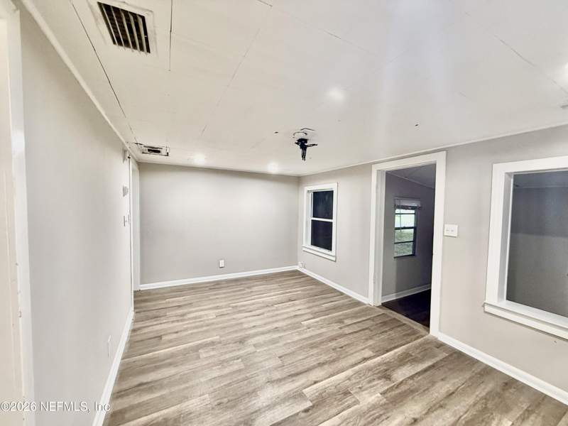 2 bedroom Single Family Residence at 9420 Gibson Avenue, Sherwood Forest, Jacksonville — photo 3