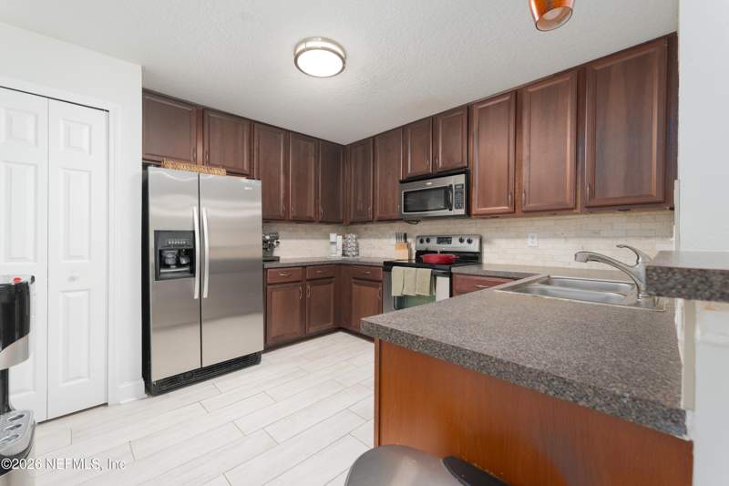 3 bedroom Condominium at 7060 Deer Lodge Circle #112, Windsor Falls, Jacksonville — photo 5