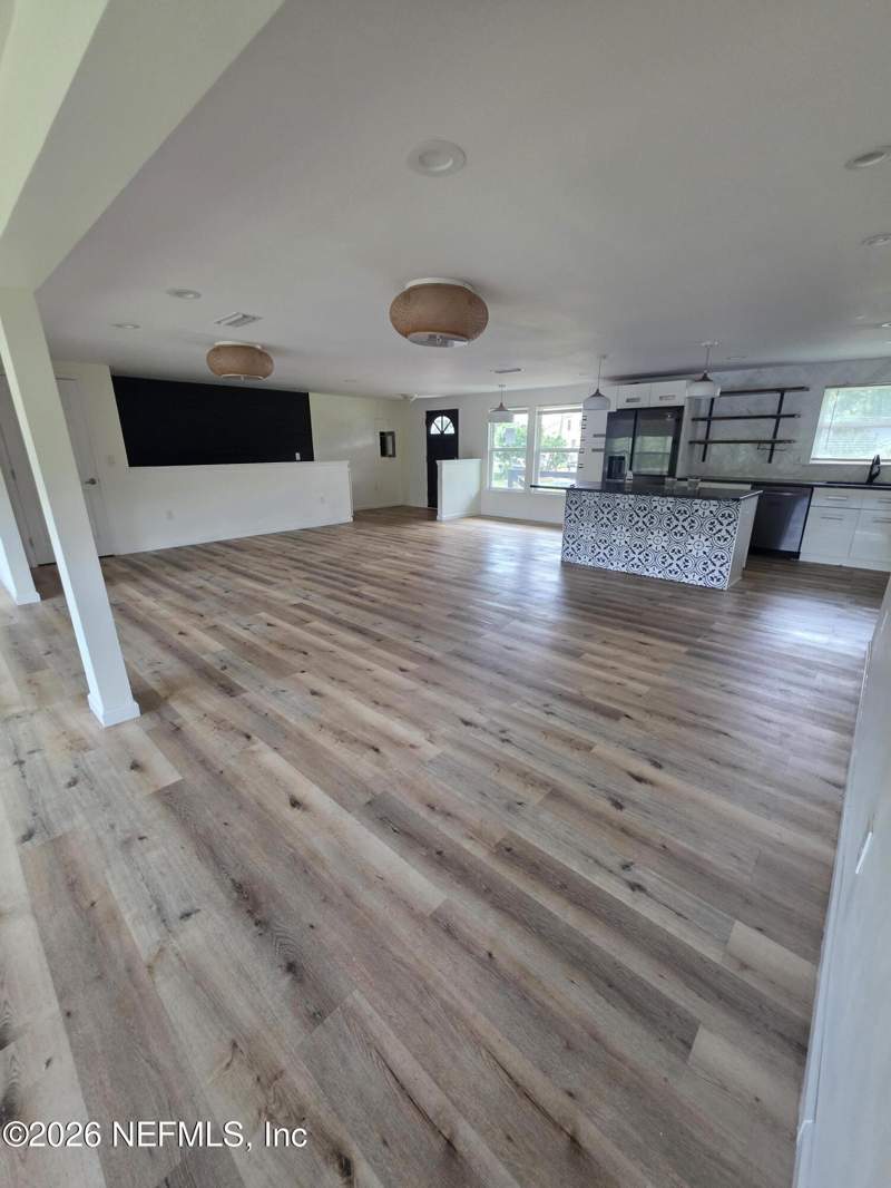 4 bedroom Single Family Residence at 2011 Cornell Road, Middleburg, Middleburg — photo 4