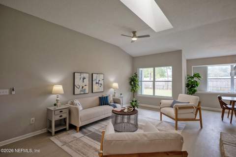 7838 Moss Pointe Trail, Jacksonville FL - photo 15 of 38