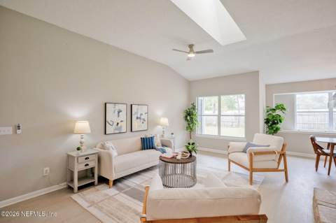 7838 Moss Pointe Trail, Jacksonville FL - photo 15 of 38