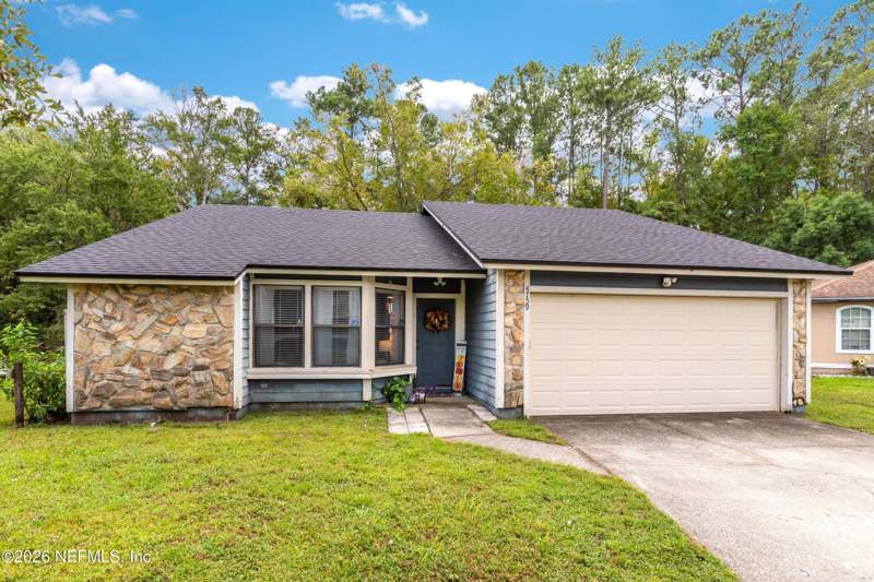 3 bedroom Single Family Residence at 4759 Riverine Drive, Riverine, Jacksonville — photo 2