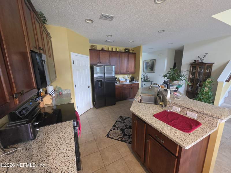 4 bedroom Single Family Residence at 3678 Victoria Lakes Drive, Victoria Lakes, Jacksonville — photo 5