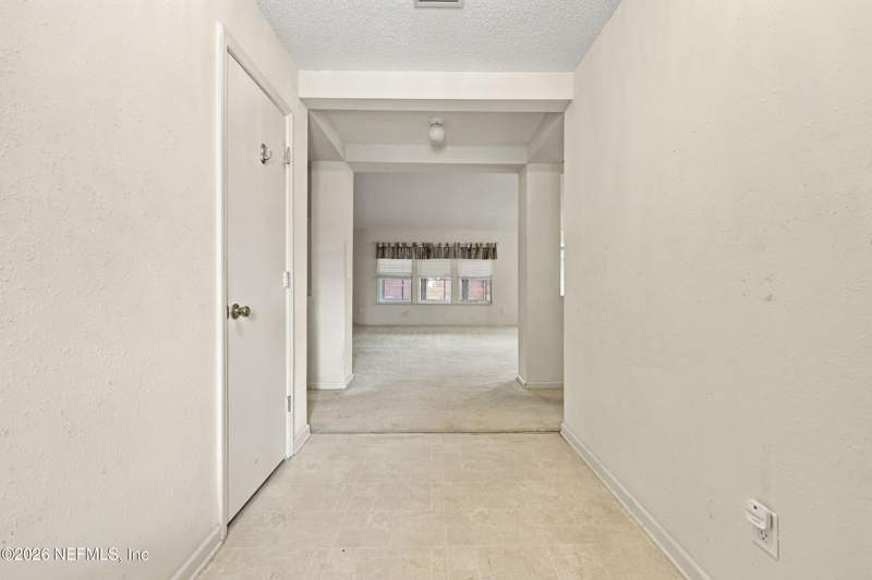 3 bedroom Single Family Residence at 1204 Summit Oaks Drive, Crystal Creek, Jacksonville — photo 4