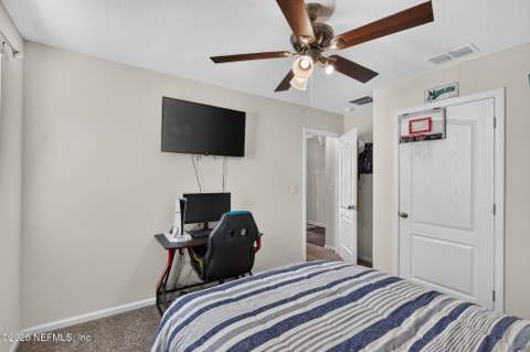 6213 Paint Mare Lane, Jacksonville FL - photo 10 of 68