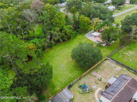 421 Permento Avenue, Jacksonville FL - photo 6 of 46