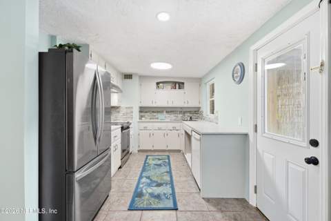 421 Permento Avenue, Jacksonville FL - photo 21 of 46