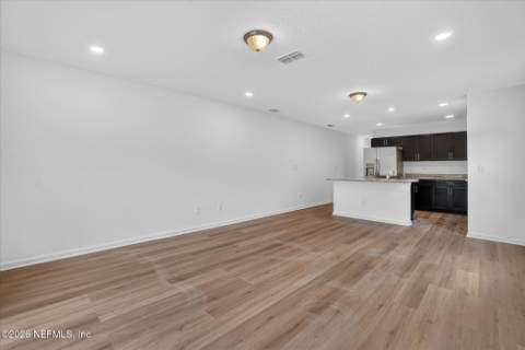 1314 Ellis Road, Jacksonville FL - photo 18 of 34