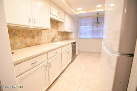 1810 Sevilla Boulevard #202, Atlantic Beach FL - photo 17 of 43