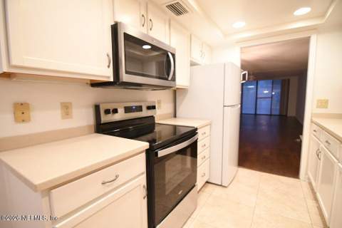 1810 Sevilla Boulevard #202, Atlantic Beach FL - photo 21 of 43