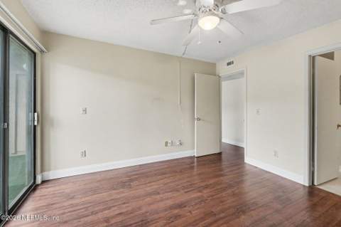 10200 Belle Rive Boulevard #221, Jacksonville FL - photo 15 of 21