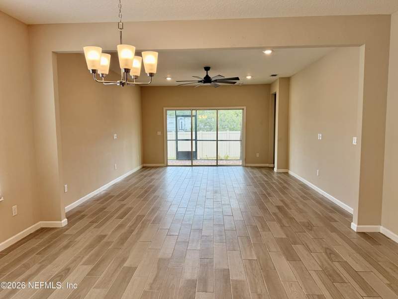 3 bedroom Single Family Residence at 10153 Roman Lane, Fox Ridge, Jacksonville — photo 4