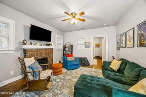 2987 Collier Avenue, Jacksonville FL - photo 6 of 38