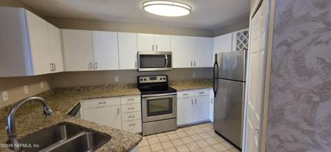 300 Sandiron Circle #327, Ponte Vedra Beach FL - photo 8 of 33