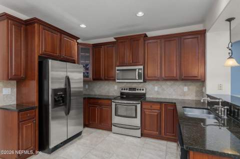 3096 Covenant Cove Drive, Jacksonville FL - photo 17 of 41