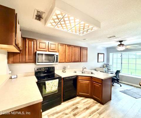 8189 Kilwinning Lane, Jacksonville FL - photo 9 of 27
