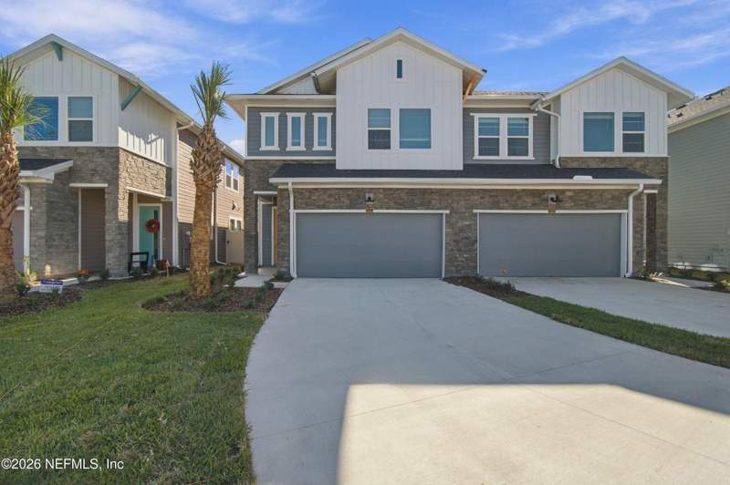 3 bedroom Townhouse at 10272 Mineral Road, Kettering at eTown, Jacksonville — photo 4