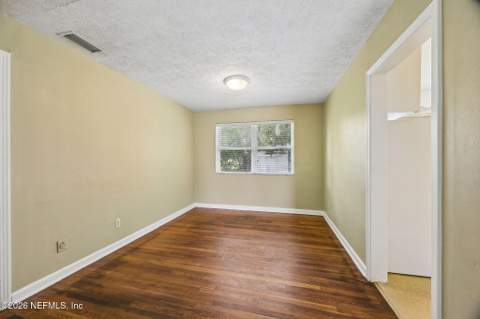 2457 Broward Road, Jacksonville FL - photo 11 of 35