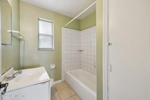 2457 Broward Road, Jacksonville FL - photo 19 of 35