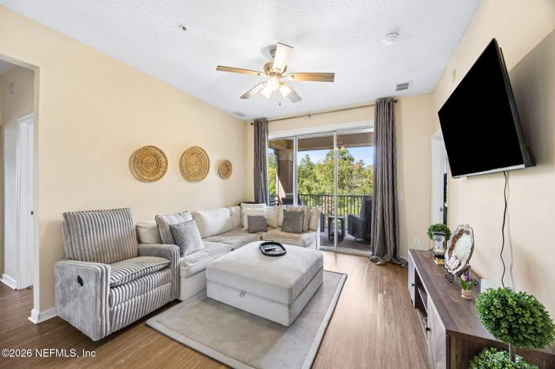 3 bedroom Condominium at 8601 Beach Boulevard #1223, Southern Grove, Jacksonville — photo 5