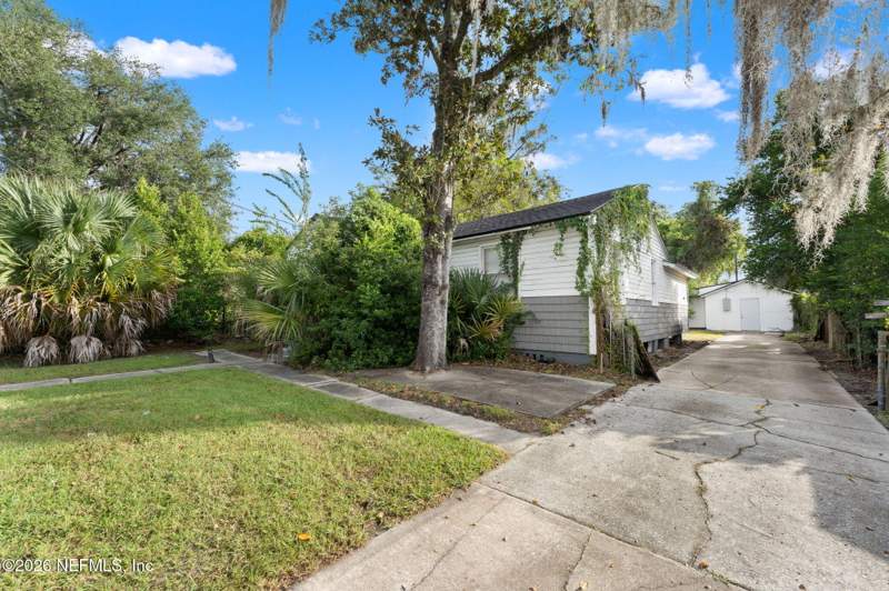 3 bedroom Single Family Residence at 821 Bunker Hill Boulevard, Lake Forest, Jacksonville — photo 2