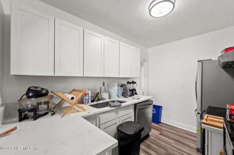821 Bunker Hill Boulevard, Jacksonville FL - photo 18 of 31