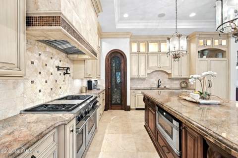 5326 Hala Court, Jacksonville FL - photo 12 of 72