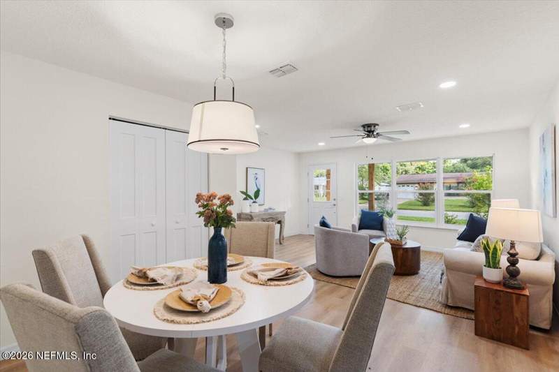 4 bedroom Single Family Residence at 5316 Robert Scott Dr S Drive, Santa Monica, Jacksonville — photo 3