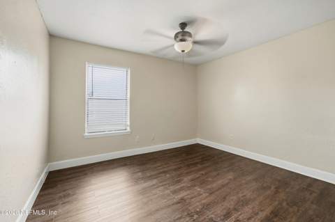 881 Chalmet Lane, Jacksonville FL - photo 14 of 27