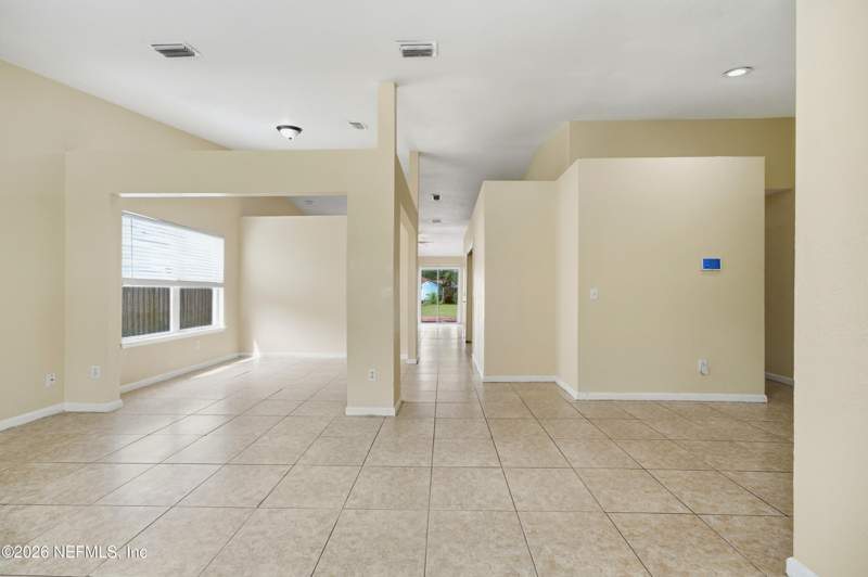 3 bedroom Single Family Residence at 881 Chalmet Lane, Turtle Creek Village, Jacksonville — photo 3
