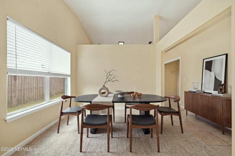 3 bedroom Single Family Residence at 881 Chalmet Lane, Turtle Creek Village, Jacksonville — photo 5