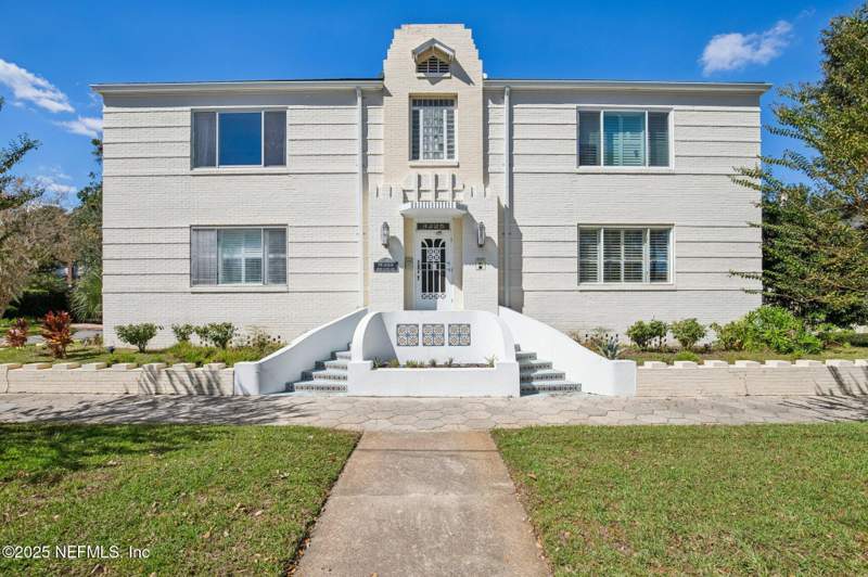 2 bedroom Condominium at 3225 St Johns Avenue #C, The Kahler, Jacksonville — photo 2