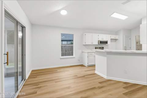 409 Casheros Cove Drive, Jacksonville FL - photo 6 of 20