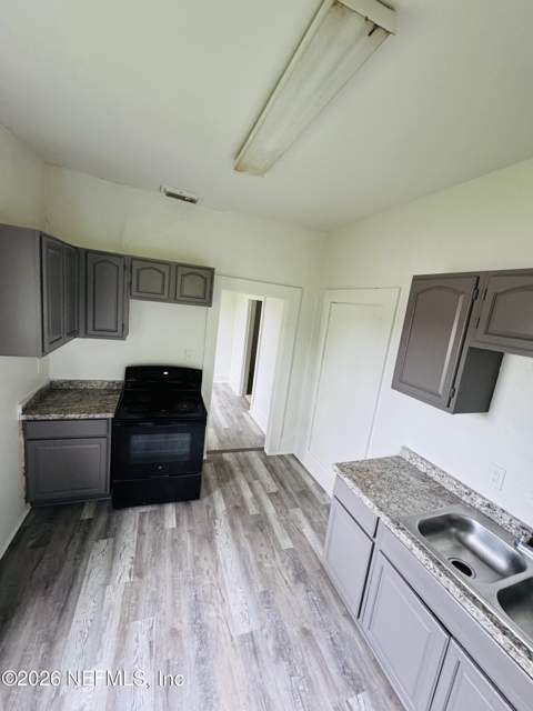 1122 E 1st Street, Jacksonville FL - photo 11 of 24