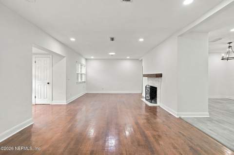 2119 Mercer Circle, Jacksonville FL - photo 6 of 60